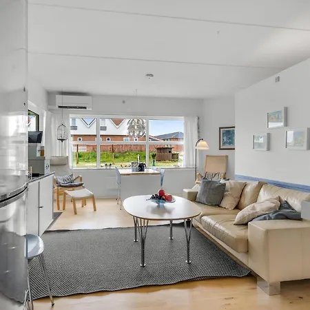 Apartment Bad, Lejl, 10 *
